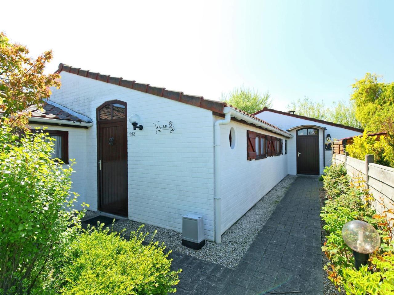 Holiday Home Noordzeepark Zeewind Бредене Екстериор снимка